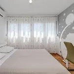 Lct Uptown Apartment